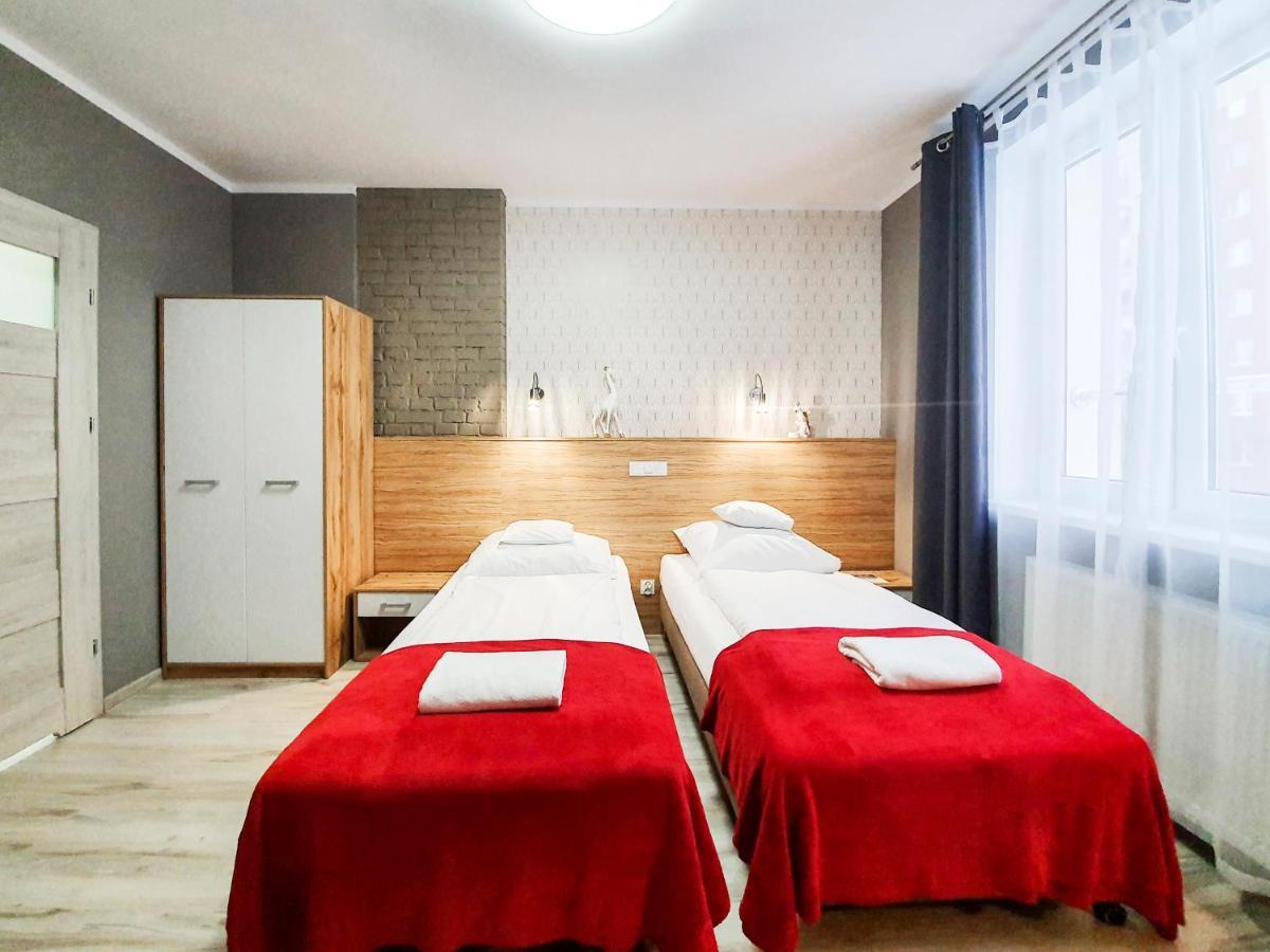 Bed and Breakfast Kamienica Morska Гдыня Экстерьер фото