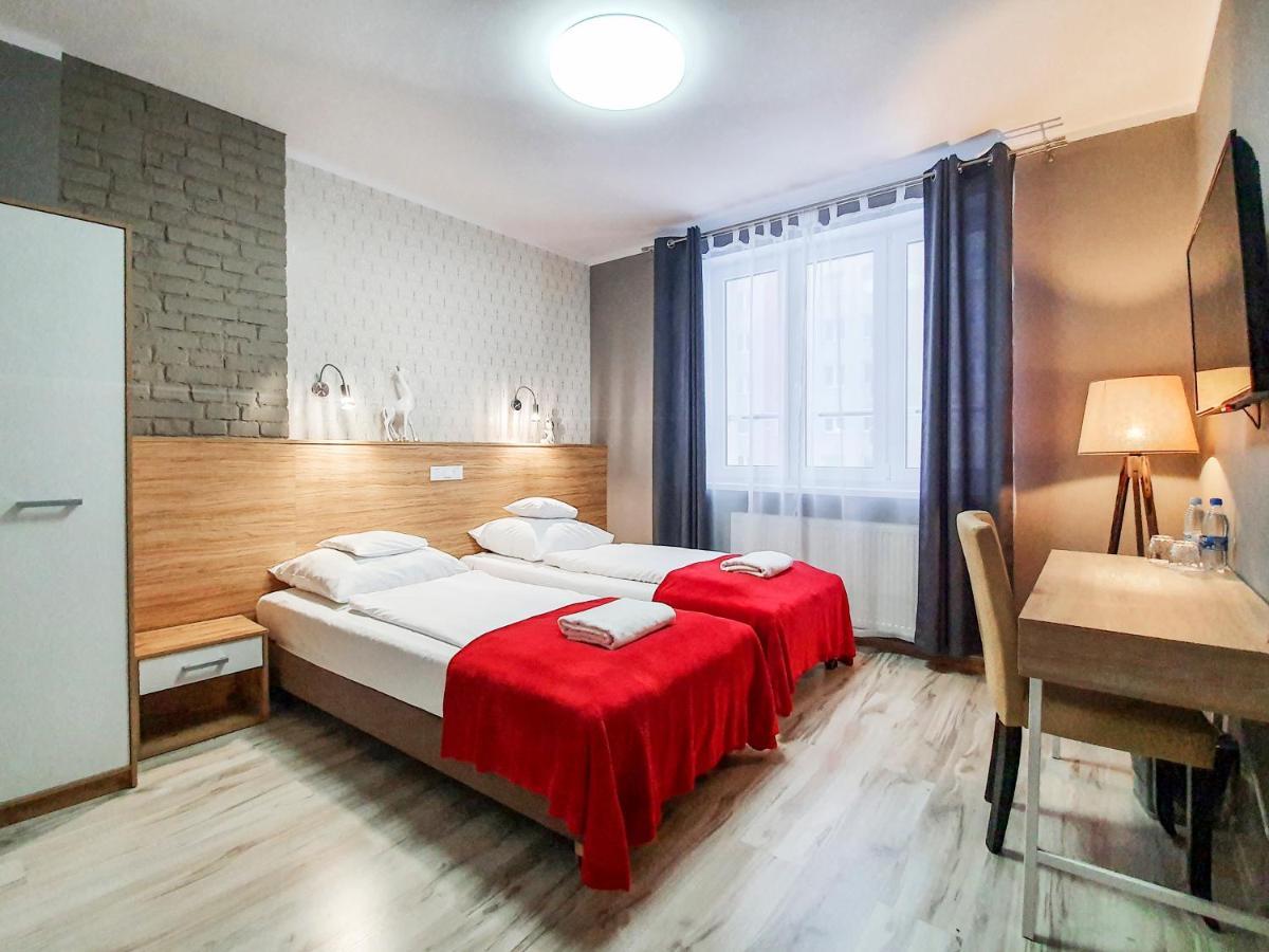 Bed and Breakfast Kamienica Morska Гдыня Экстерьер фото