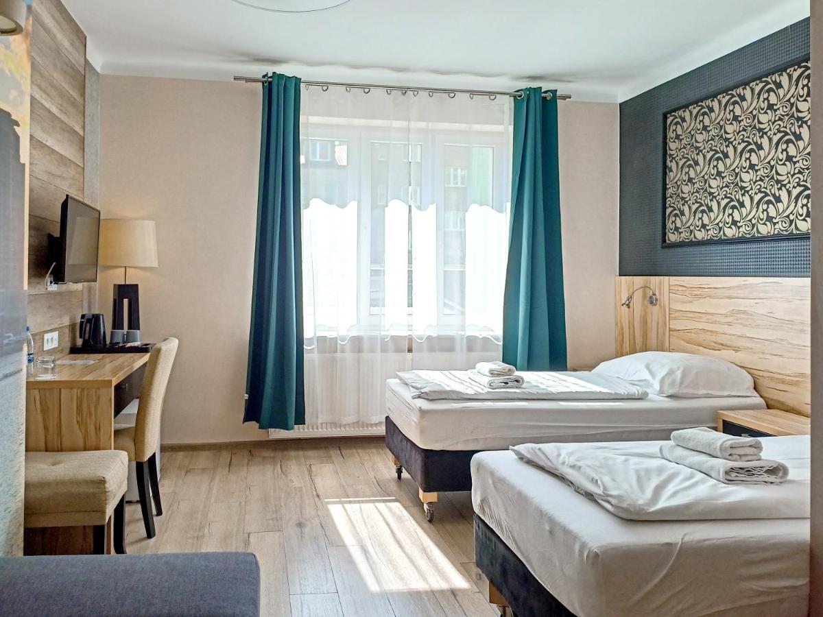 Bed and Breakfast Kamienica Morska Гдыня Экстерьер фото